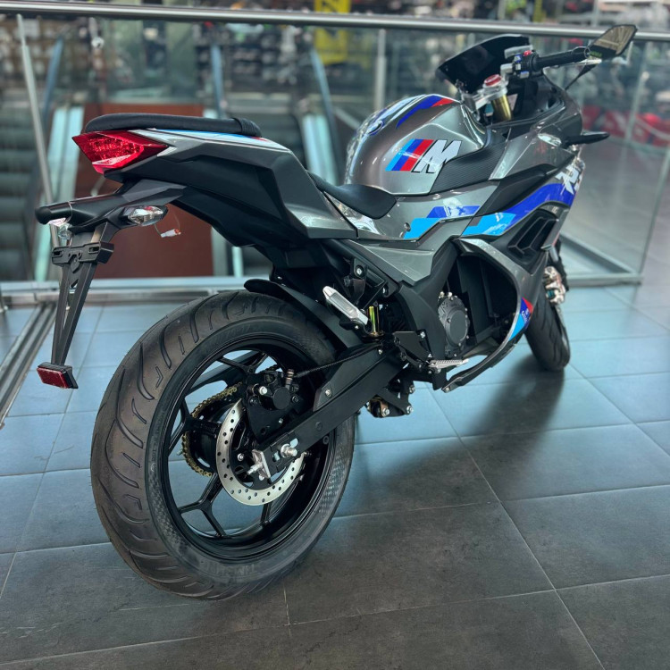 Электромотоцикл ECO BMW RR Sport 120Ah
