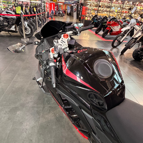ECO Stalker Black/Red 160Ah