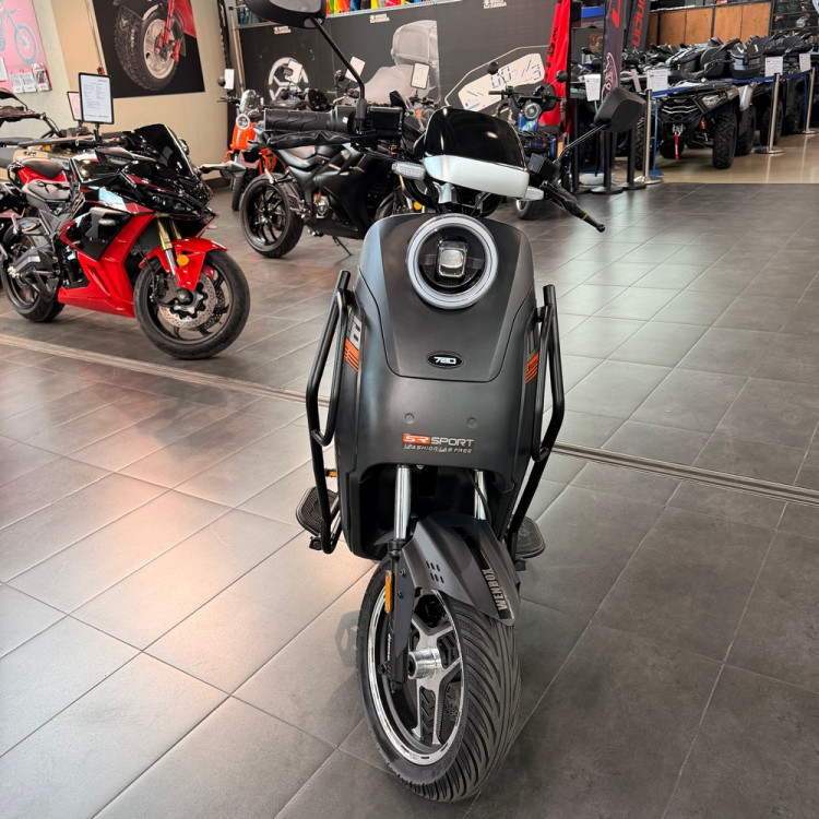 Электроскутер ECO U7 Black